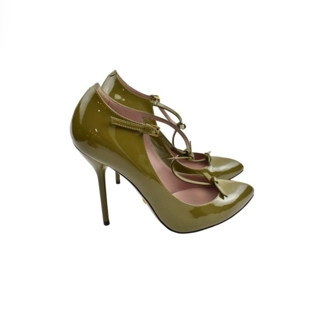 PRE-ORDER olive green GUCCI elegant pumps. Gently used babes ready for your love - Picture 5 of 9